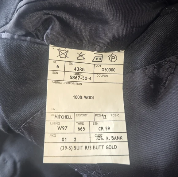 JoS A Bank Men's Dark Blue Suit